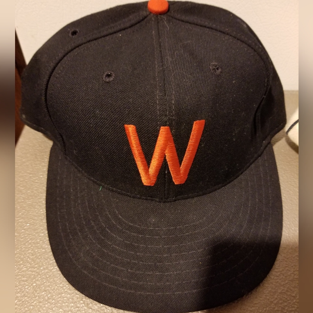 Washington Senators MLB black with green under cap